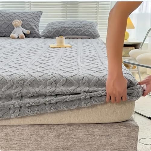 Lyvara Magic Mattress Covers Queen Size Velvet Bedding Set 1